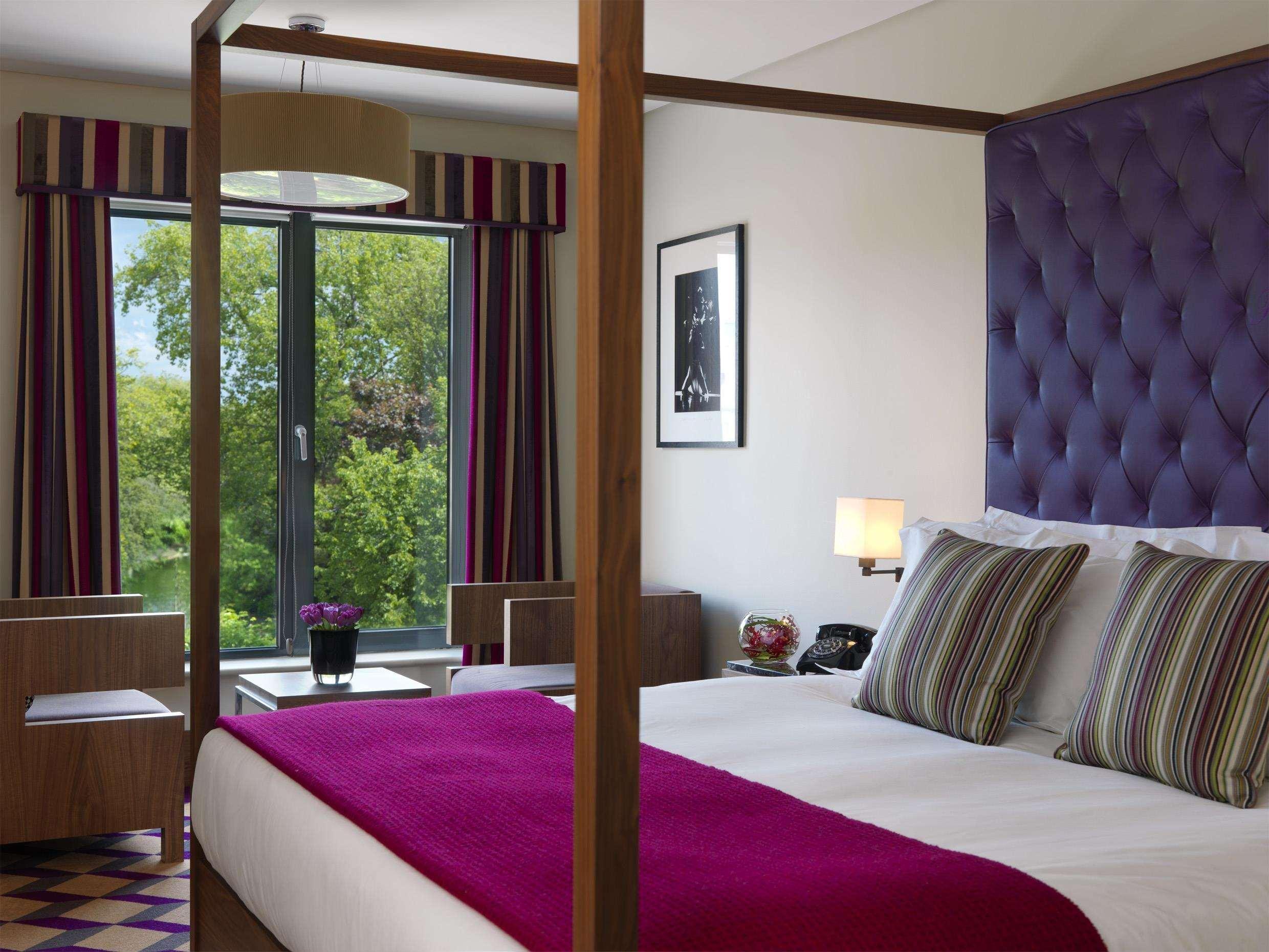 더 피츠윌리엄 호텔 더블린 외부 사진 A bedroom at the hotel