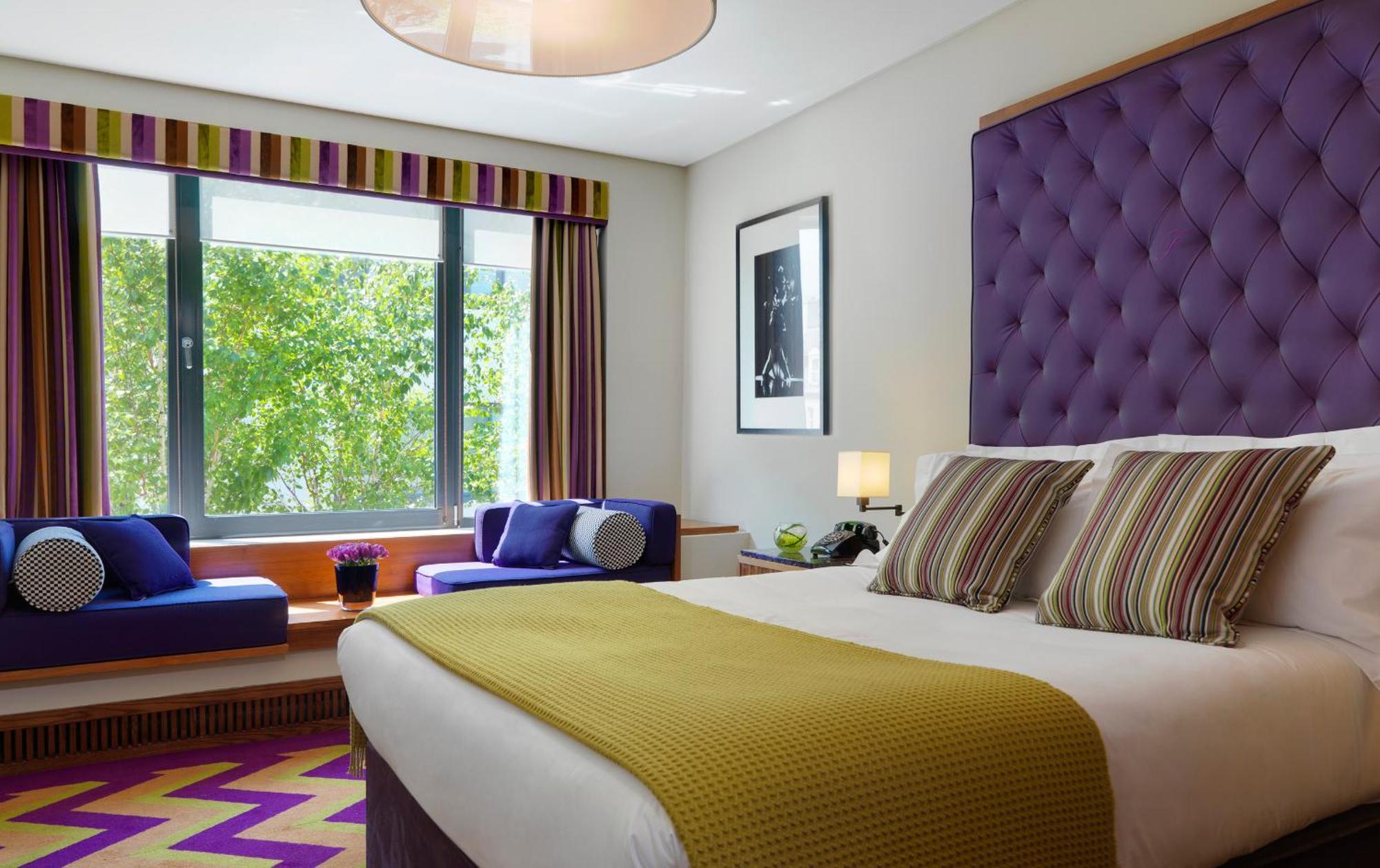 더 피츠윌리엄 호텔 더블린 외부 사진 A bedroom at the Hilton London Paddington