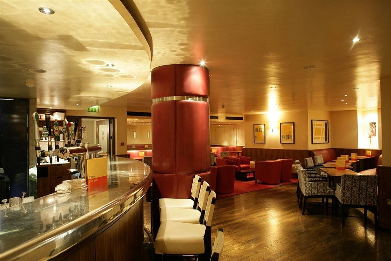 더 피츠윌리엄 호텔 더블린 외부 사진 The interior of the restaurant